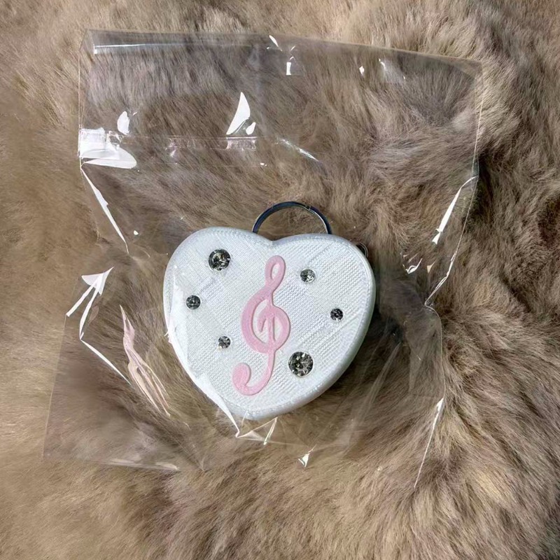 Gotycki Organizer na Kable w K – Cable Winder Keychain recenzja i cena